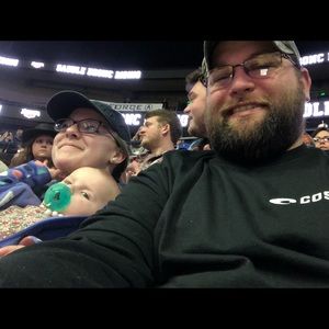 Meet your Posher, Corey